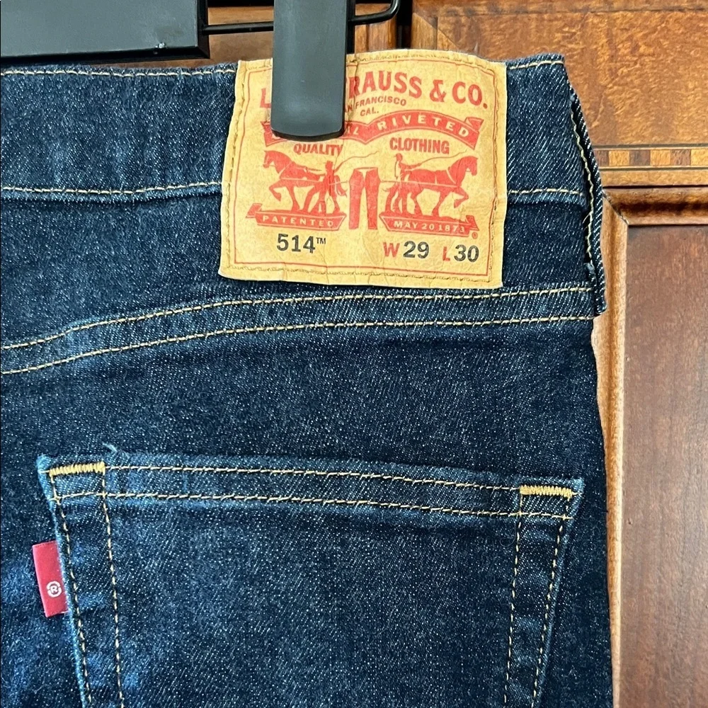 Levi's Classic Indigo Jeans - Picture 3 of 5